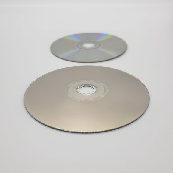 Tremors: A Cold Day in Hell (Blu-ray, 2018) - Picture 4 of 4